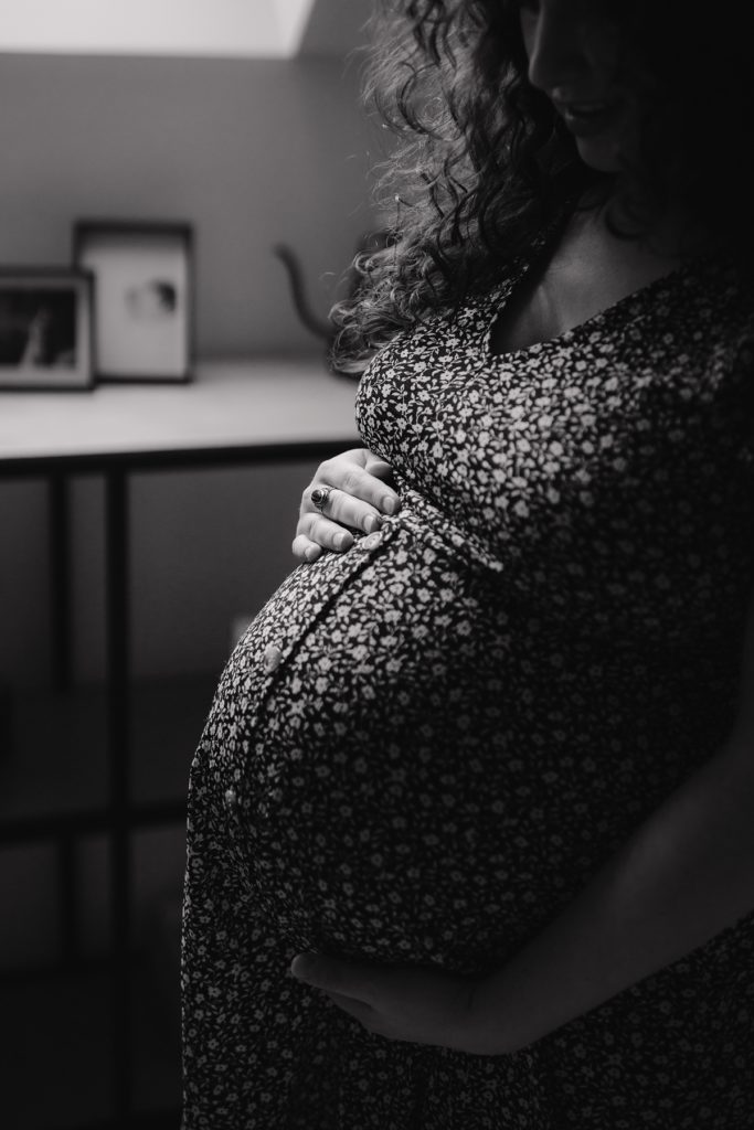 Séance photo ventre rond grossesse Strasbourg Alsace