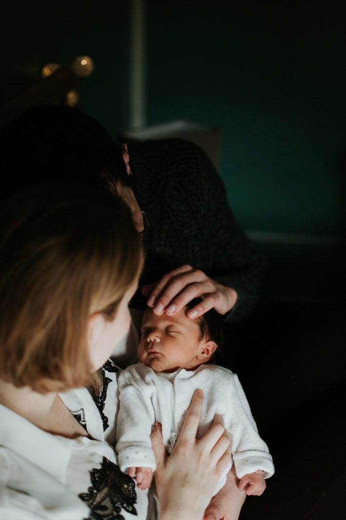 Séance photo nouveau né à domicile Strasbourg Alsace